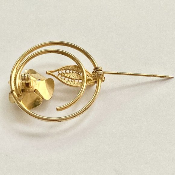 Vintage Rose Flower Bloom Circle Pin Brooch Gold Tone Plated 50's 60's Estate - Picture 9 of 10